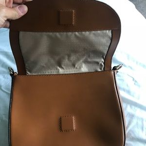 Kate Spade Crossbody Bag - Perfect Condition